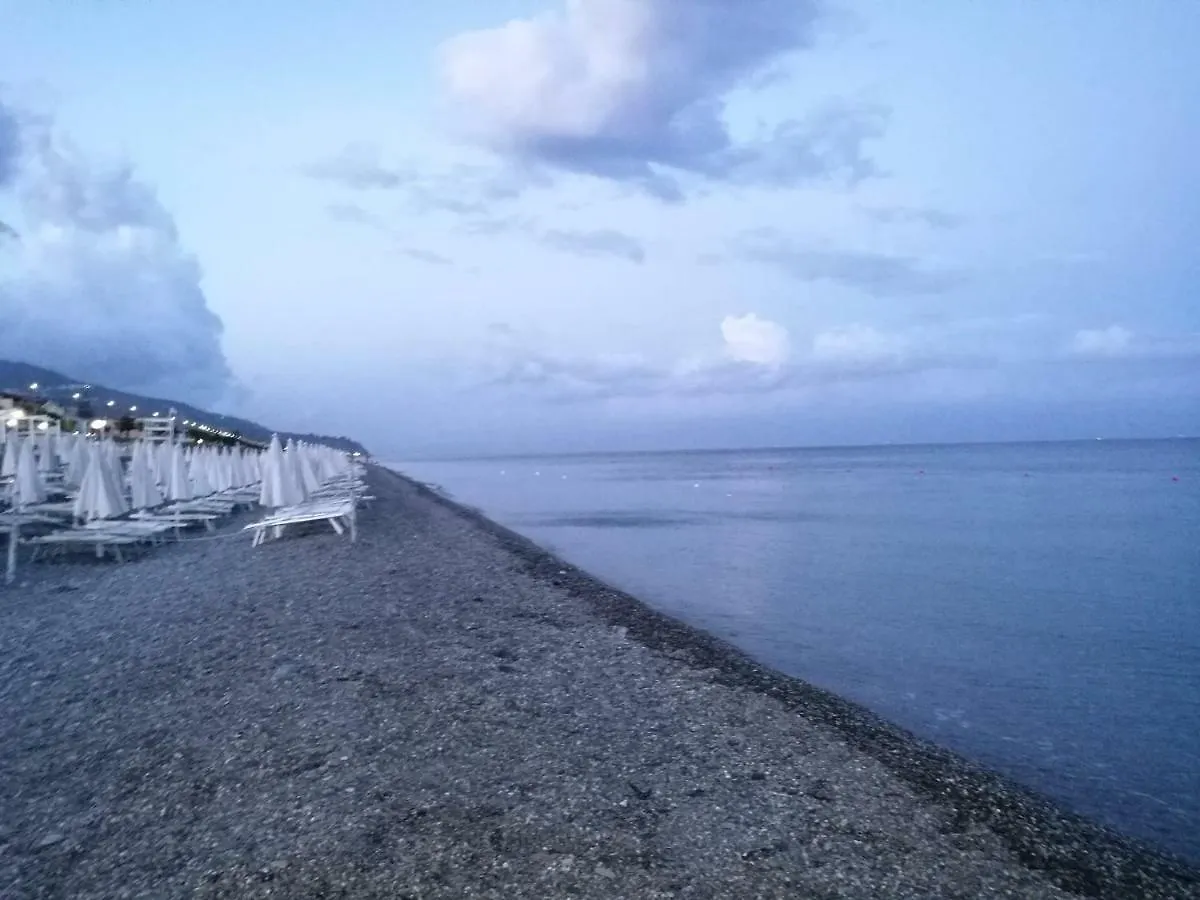 Dreams On The Sea Apartment Roccalumera