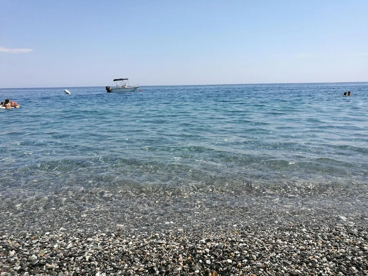 Dreams On The Sea Appartement Roccalumera Italië